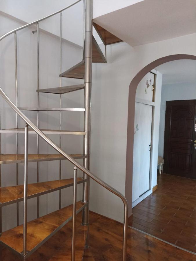 Penthouse Lux Apartment Constanta Exterior photo